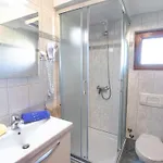 Ana 2 Baška